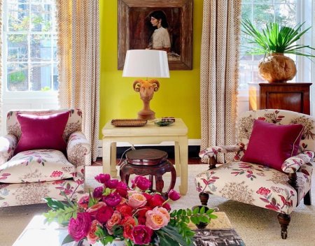 Coordinating Upholstery Fabric With Wallpaper